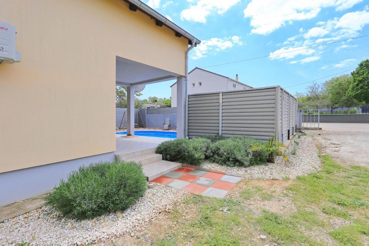 Holiday Home Lucija スベティ・フィリップ・イ・ヤコブ エクステリア 写真