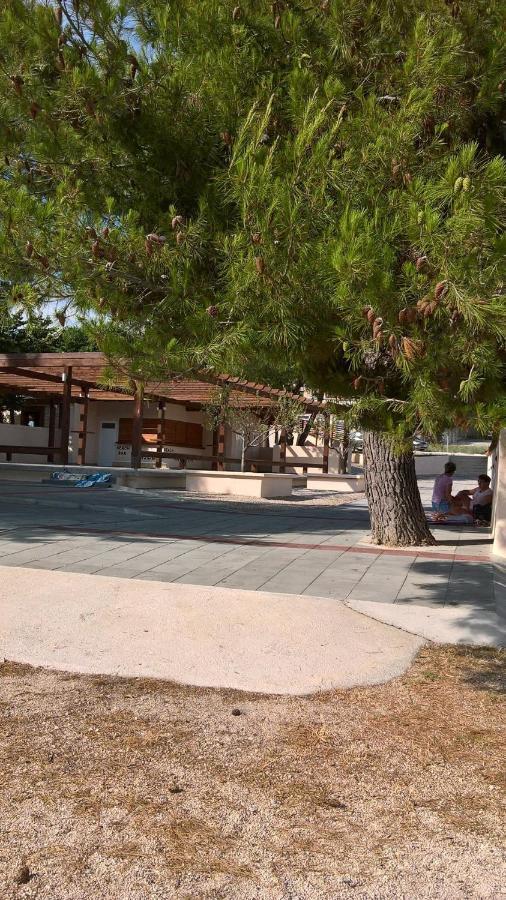 Holiday Home Lucija スベティ・フィリップ・イ・ヤコブ エクステリア 写真